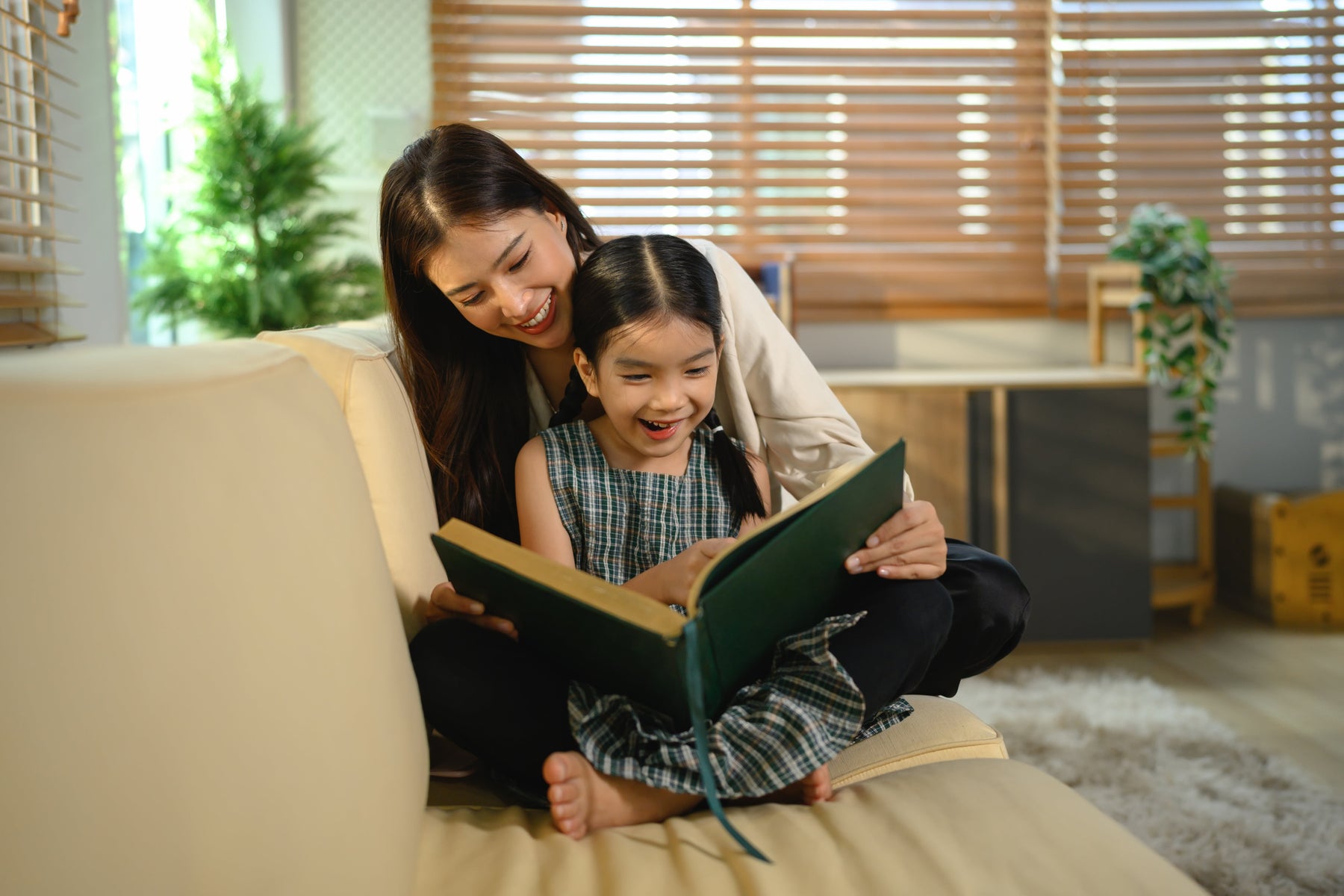 Why Kids Encyclopedia Books Are a Must-Have at Home